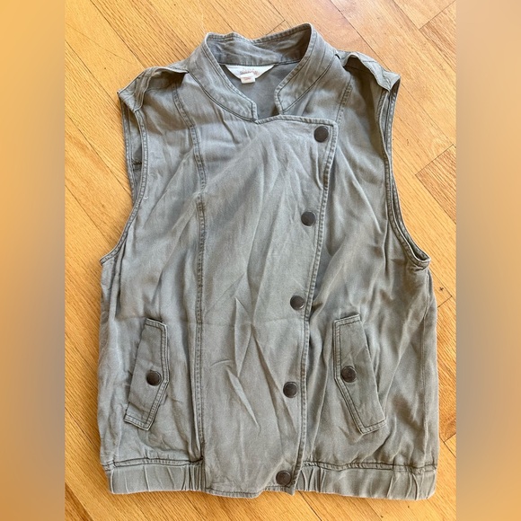 Sun & Shadow Jackets & Blazers - Nordstrom Sun & Shadow Army Green Drapey Vest